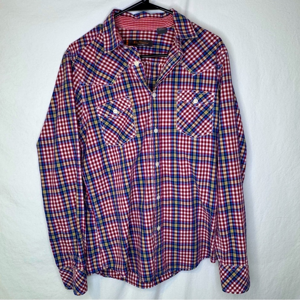 Ben Sherman Red and Blue Plaid Button Down Shirt Men’s Size Medium